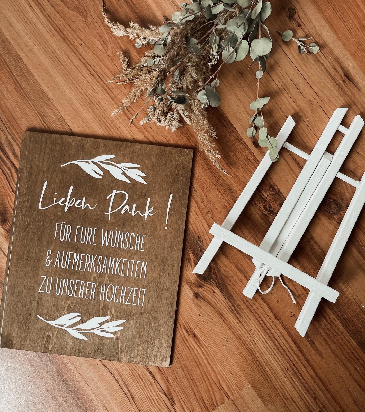 Schild „Lieben Dank“