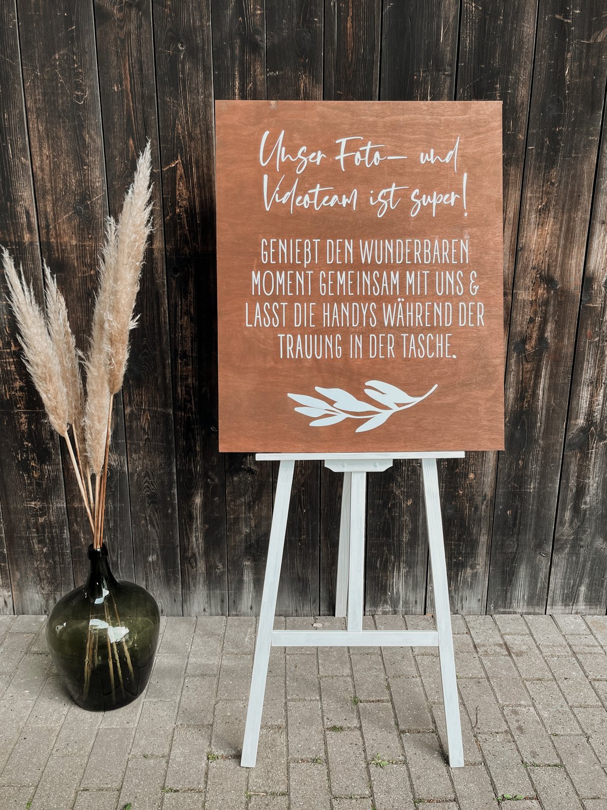 Schild "Unplugged Wedding"